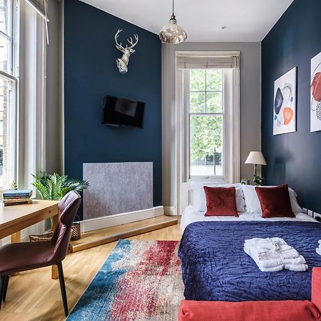 Sunny Corner Apartment In Center Of London Eksteriør billede